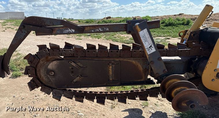 image for item DK6963 1998 Case 860 Turbo trencher