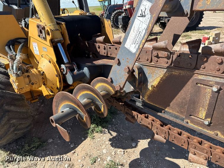 image for item DK6963 1998 Case 860 Turbo trencher