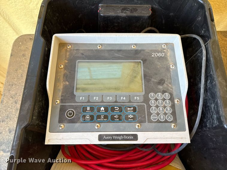 image for item DK6965 Scale house with scale