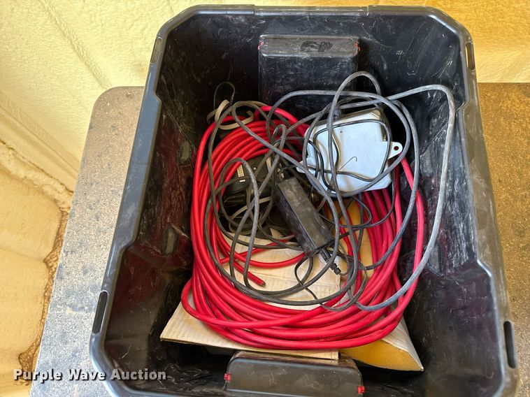 image for item DK6965 Scale house with scale