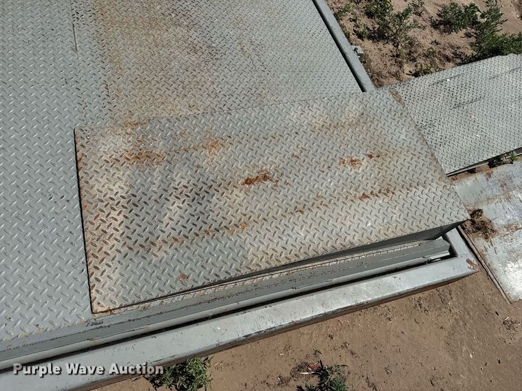 image for item DK6965 Scale house with scale