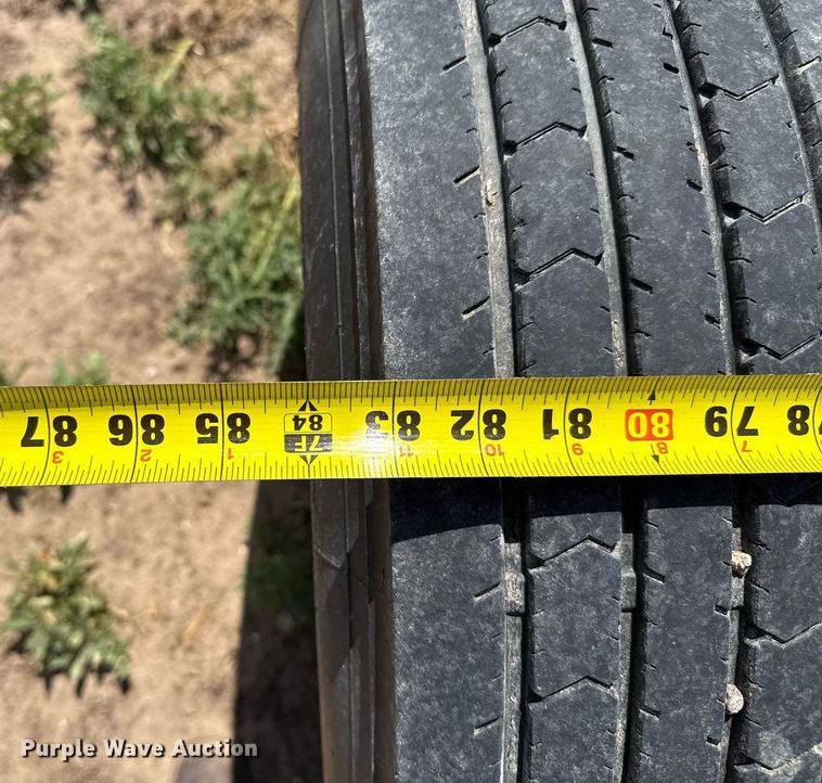 image for item DK6966 Hay bale trailer