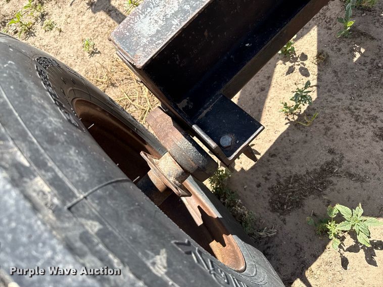 image for item DK6966 Hay bale trailer