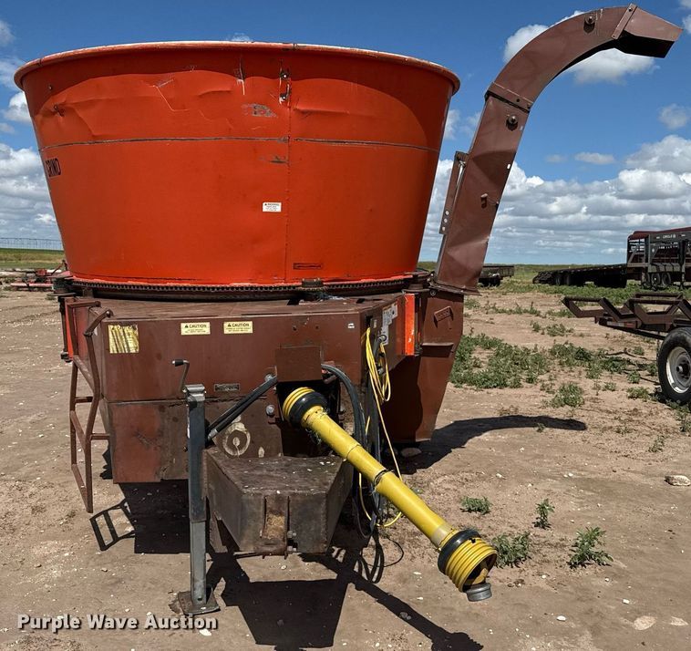 image for item DK6967 Burrows Roto-Grind 1090 tub grinder