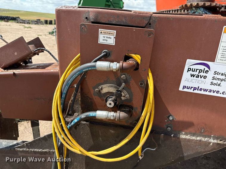 image for item DK6967 Burrows Roto-Grind 1090 tub grinder