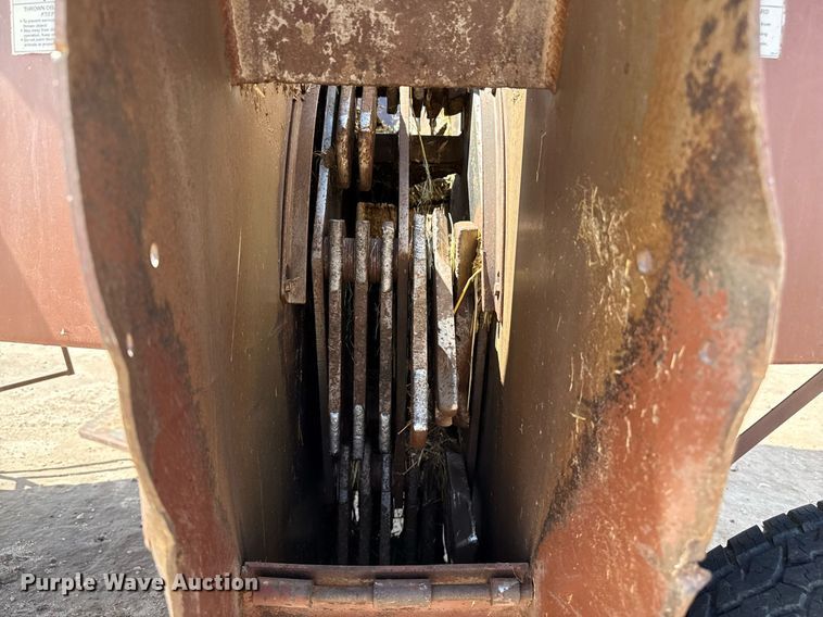 image for item DK6967 Burrows Roto-Grind 1090 tub grinder