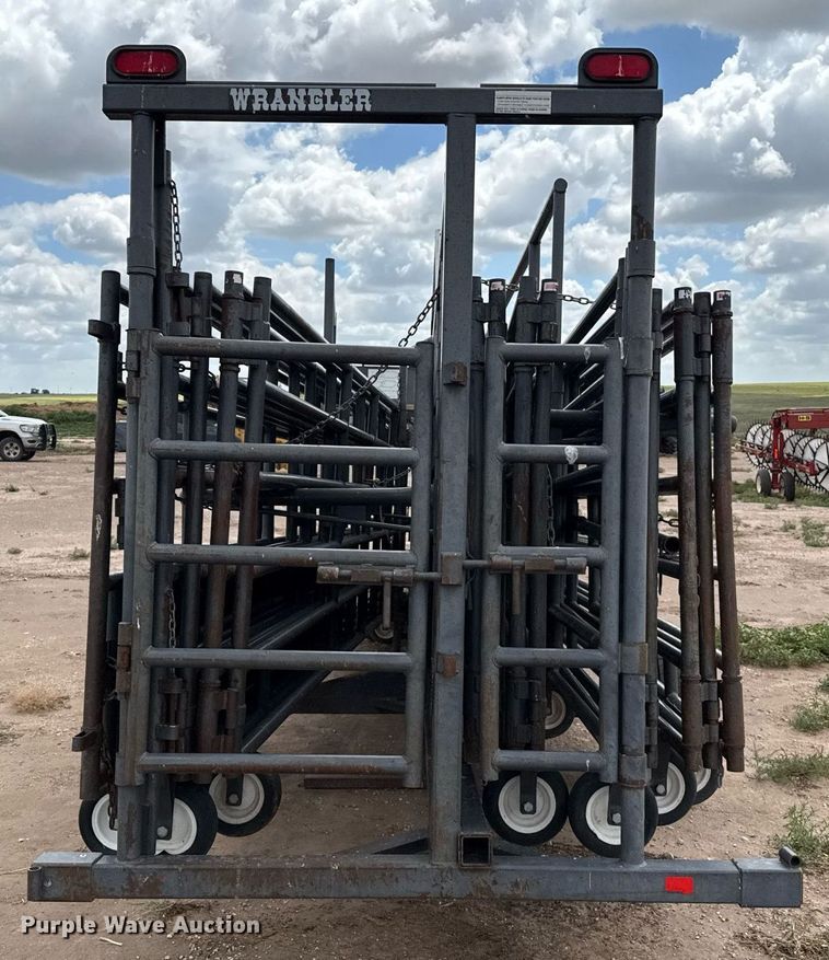 image for item DK6972 Linn Post & Pipe, Inc. Wrangler livestock panel trailer 