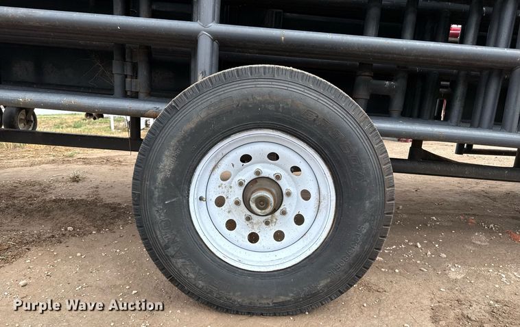 image for item DK6972 Linn Post & Pipe, Inc. Wrangler livestock panel trailer 