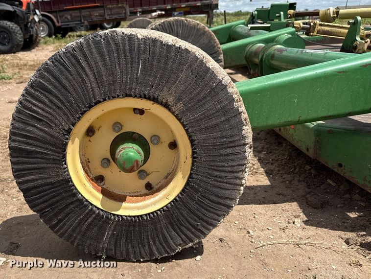 image for item DK6975 John Deere 1518 batwing rotary mower