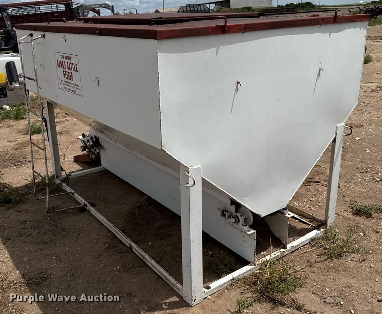 image for item DK6978 T &  S Trip Hopper cake feeder