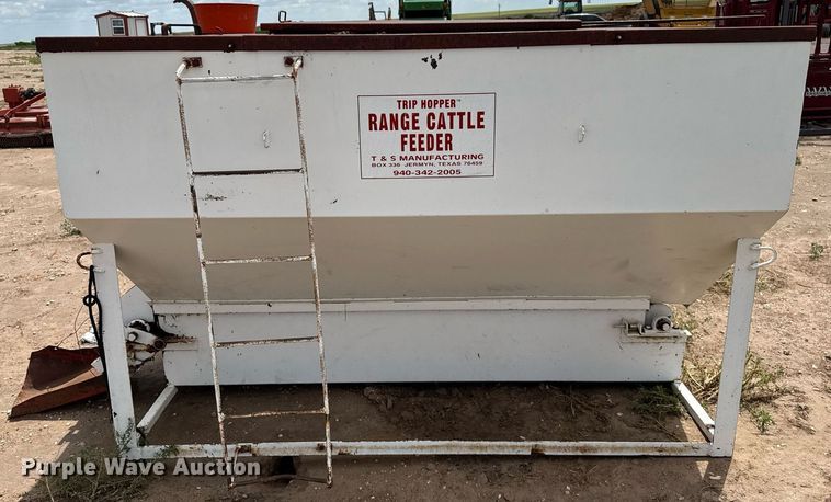 image for item DK6978 T &  S Trip Hopper cake feeder