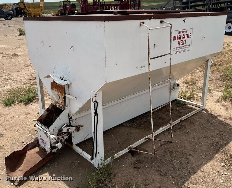 image for item DK6978 T &  S Trip Hopper cake feeder