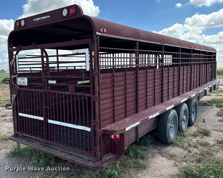 image for item DK6981 2013 Gooseneck Trailer  13-32x68B7.2B1 livestock trailer