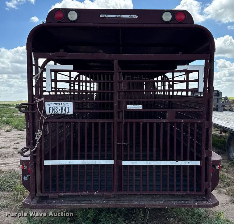 image for item DK6981 2013 Gooseneck Trailer  13-32x68B7.2B1 livestock trailer