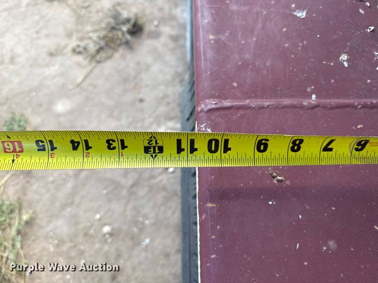 image for item DK6981 2013 Gooseneck Trailer  13-32x68B7.2B1 livestock trailer