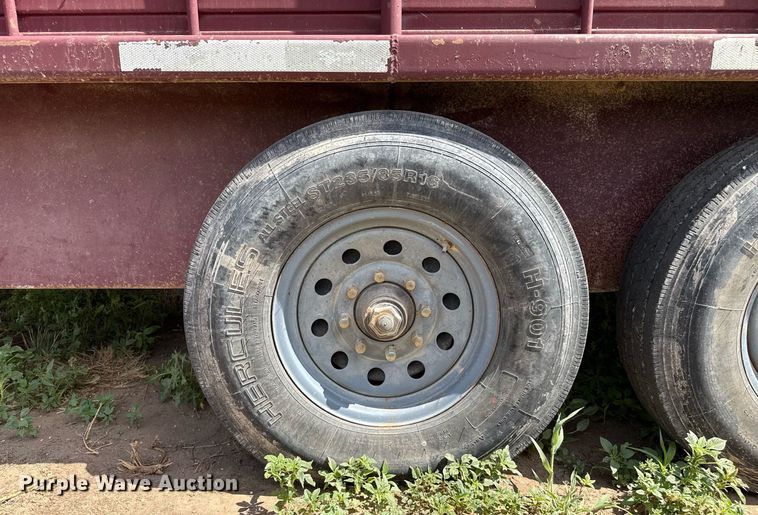 image for item DK6981 2013 Gooseneck Trailer  13-32x68B7.2B1 livestock trailer