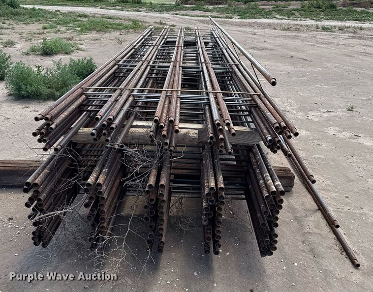 image for item DK6982 (32) fence panels