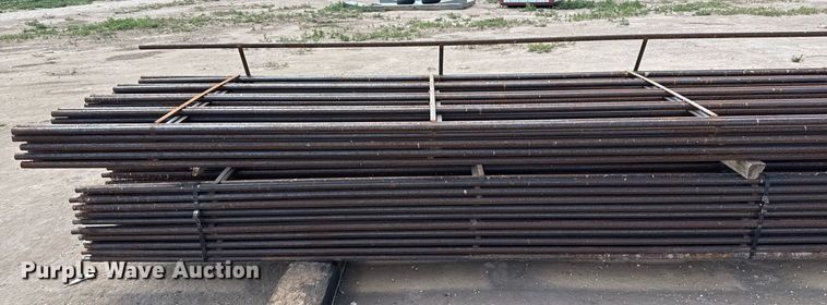 image for item DK6982 (32) fence panels