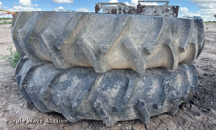 image for item DK6984 (31) irrigation pivot tires and wheels