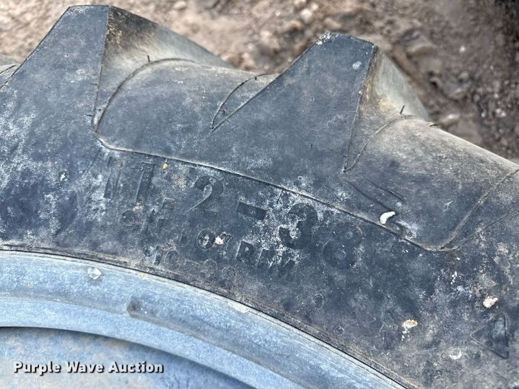 image for item DK6984 (31) irrigation pivot tires and wheels