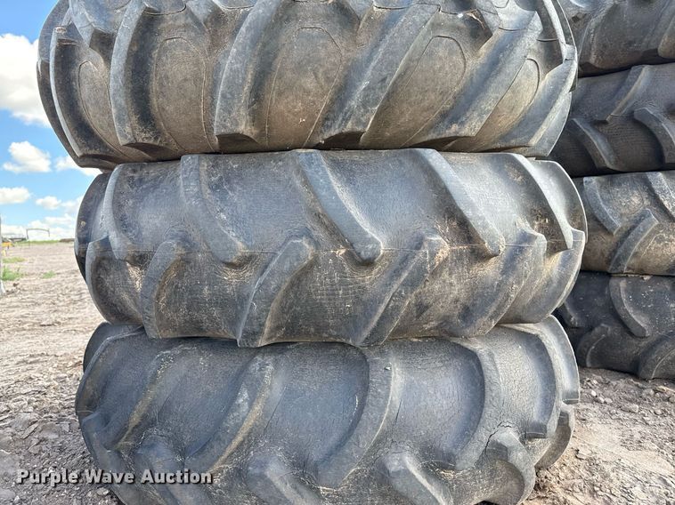 image for item DK6984 (31) irrigation pivot tires and wheels