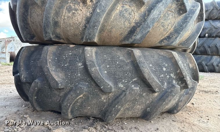 image for item DK6984 (31) irrigation pivot tires and wheels