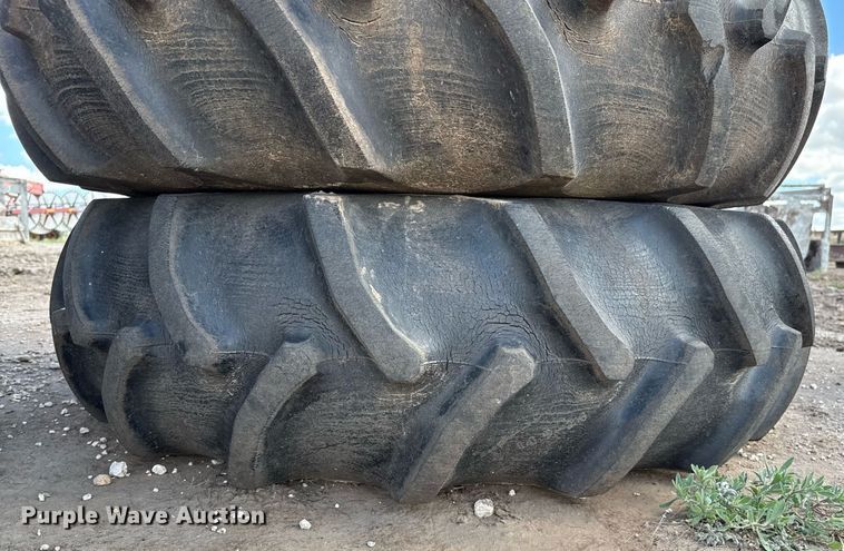 image for item DK6984 (31) irrigation pivot tires and wheels