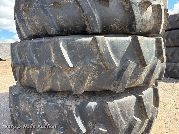 image for item DK6984 (31) irrigation pivot tires and wheels