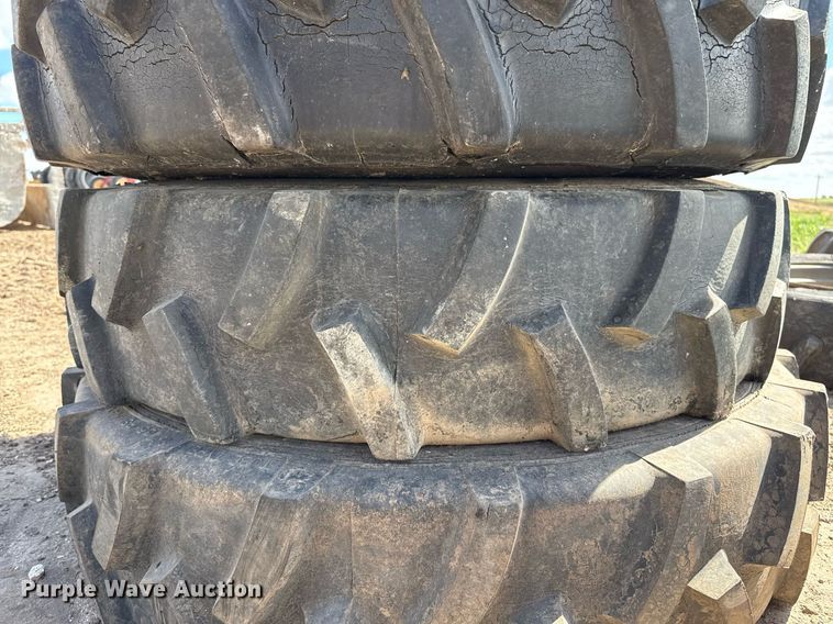 image for item DK6984 (31) irrigation pivot tires and wheels