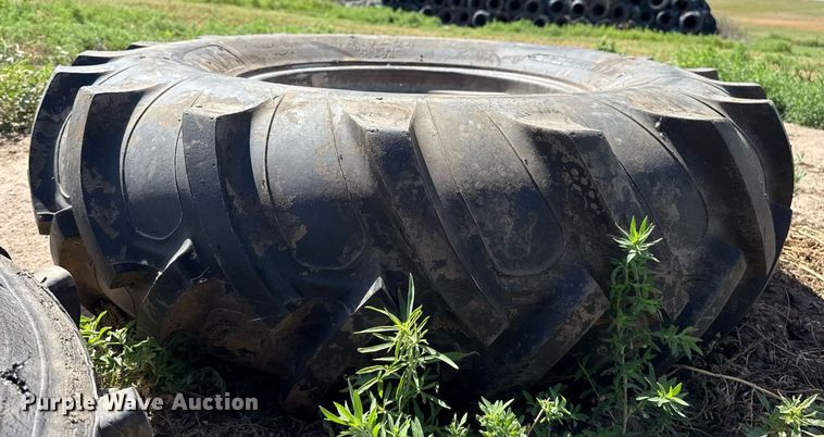 image for item DK6984 (31) irrigation pivot tires and wheels