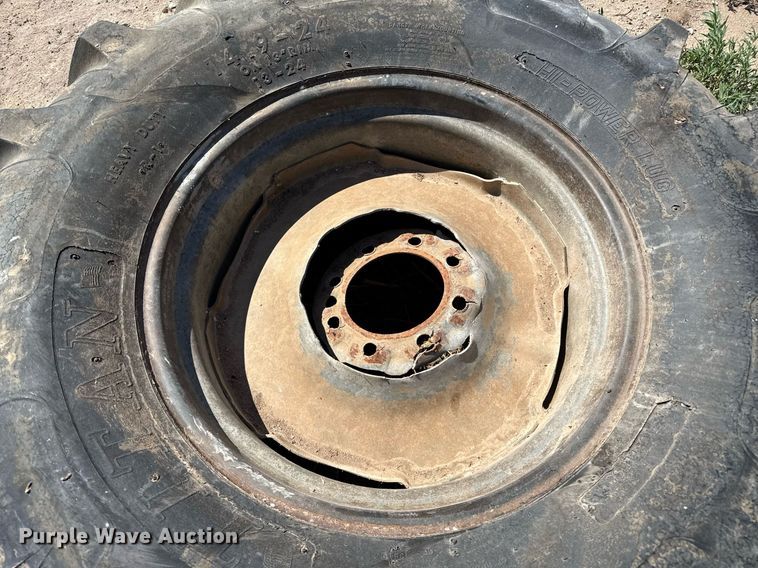 image for item DK6984 (31) irrigation pivot tires and wheels