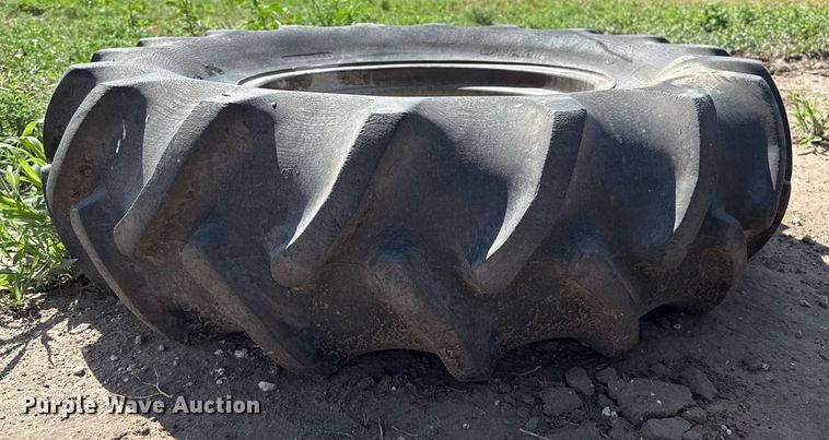 image for item DK6984 (31) irrigation pivot tires and wheels