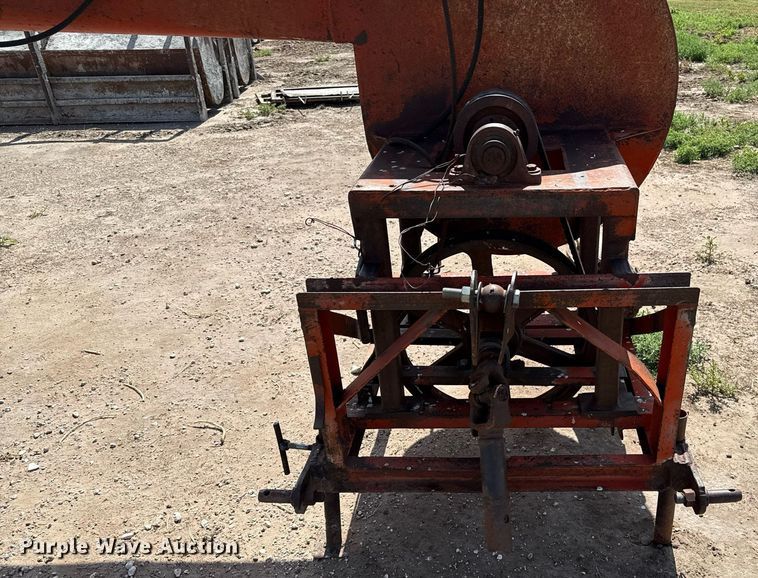 image for item DK6985 Blow-Hard bunk cleaner