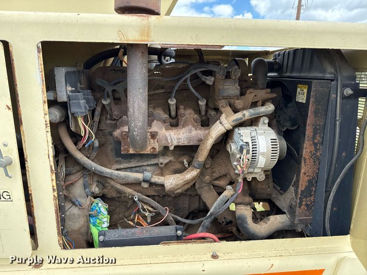 image for item DK6986 1998 JLG 40H boom lift