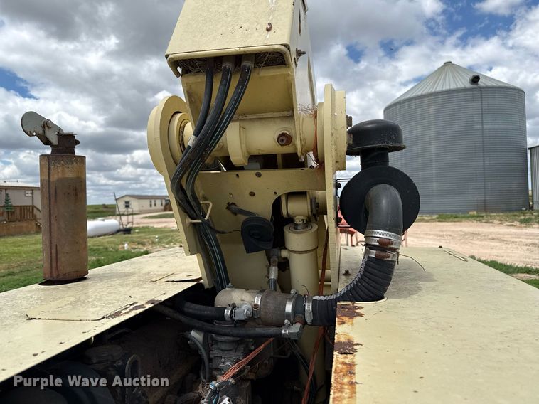 image for item DK6986 1998 JLG 40H boom lift