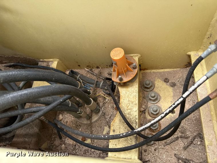 image for item DK6986 1998 JLG 40H boom lift