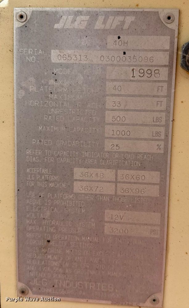 image for item DK6986 1998 JLG 40H boom lift