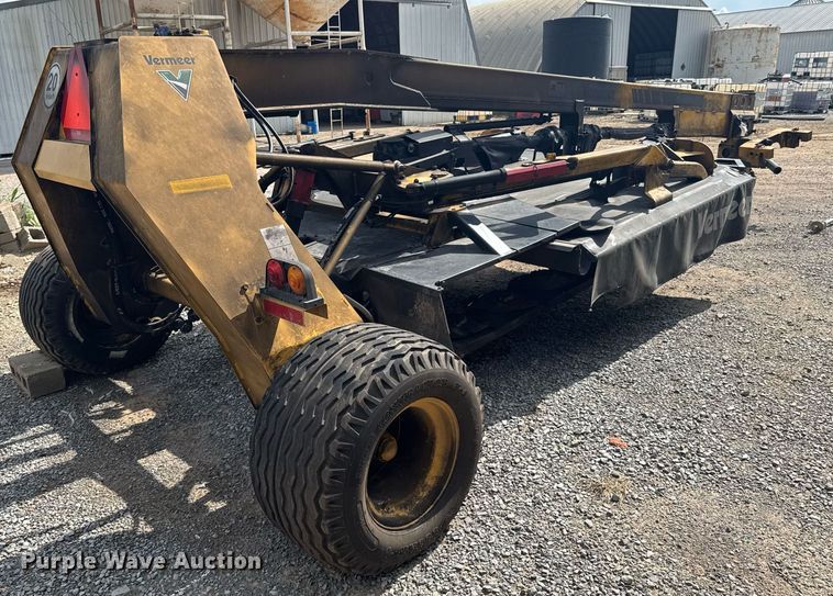 image for item DO0913 2024 Vermeer TM1410 disc mower