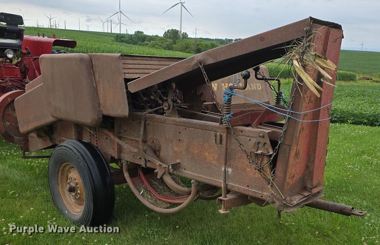 image for item DR3879 New Holland 271 small square baler