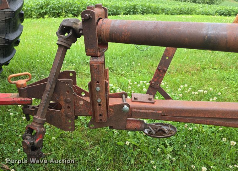 image for item DR3879 New Holland 271 small square baler