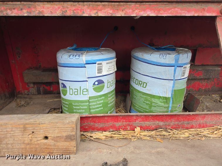 image for item DR3879 New Holland 271 small square baler