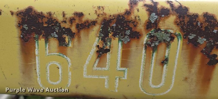 image for item DR3880 John Deere 640 hay rake