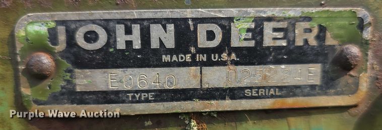 image for item DR3880 John Deere 640 hay rake