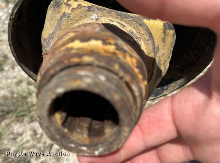 image for item DU9311 Bush Hog 2615 Legend batwing rotary mower