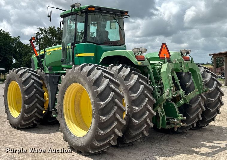 image for item DU9313 2008 John Deere 9330 4WD tractor
