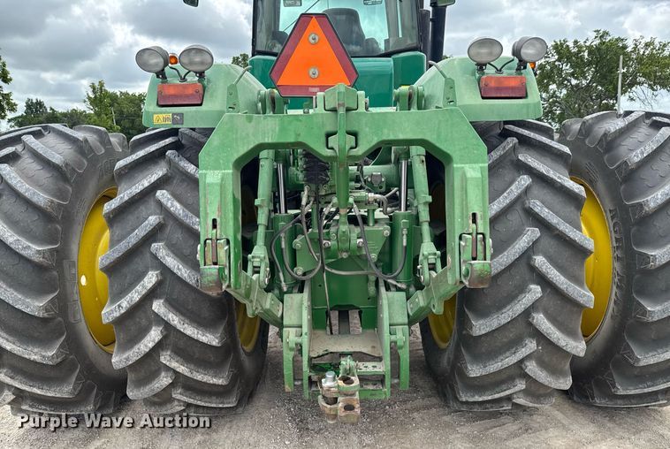 image for item DU9313 2008 John Deere 9330 4WD tractor
