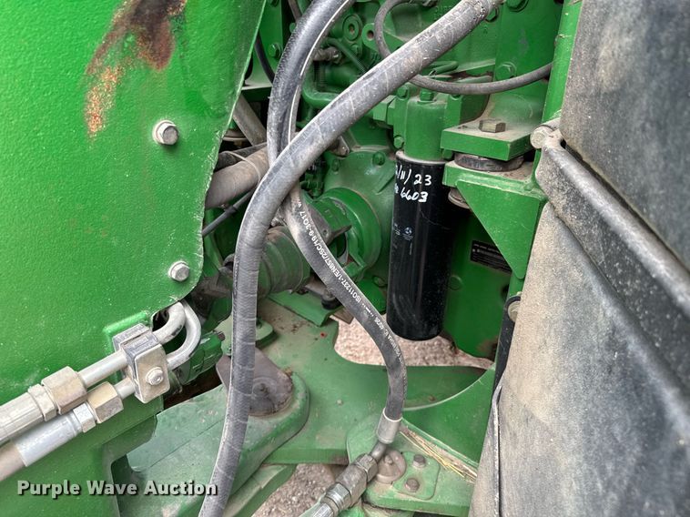 image for item DU9313 2008 John Deere 9330 4WD tractor