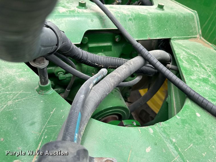 image for item DU9313 2008 John Deere 9330 4WD tractor