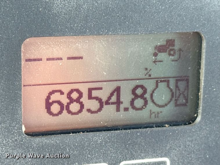 image for item DU9313 2008 John Deere 9330 4WD tractor