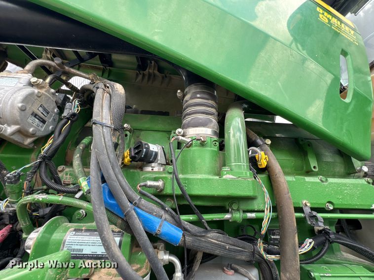 image for item DU9313 2008 John Deere 9330 4WD tractor